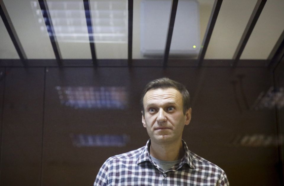 Navaljni opet u samici, njegova pomoćnica sumnja da ga ponovo truju