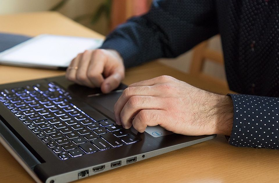 Način na koji kucate po tastaturi i klikćete mišem na poslu više govori o vašem stresu od pulsa