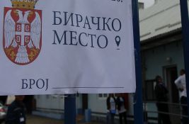 RIK nabavlja nove paravane za glasanje: Zaštita tajnosti ili posao vredan milione?