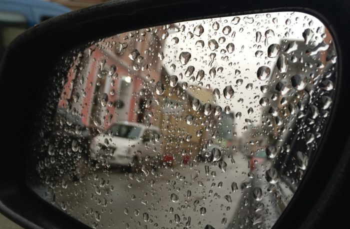 AMSS: Nema zastoja u saobraćaju uprkos kiši i mokrim kolovozima
