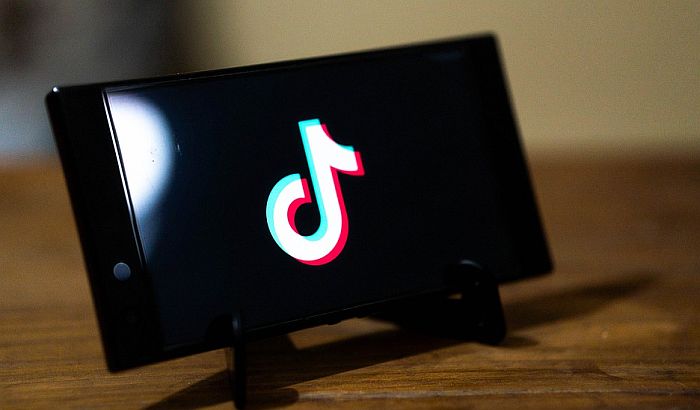 Suicidni izazovi na TikToku: Razgovarajte sa decom pre nego što trend ode predaleko