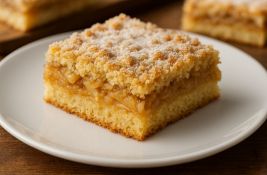 Idealan za jesenje dane: Čupavi kolač od jabuka