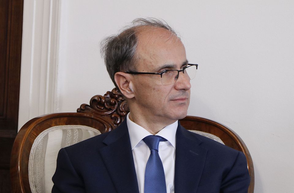 Macut: Vlada će zasedati na dnevnom nivou zbog krizne situacije sa NIS-om