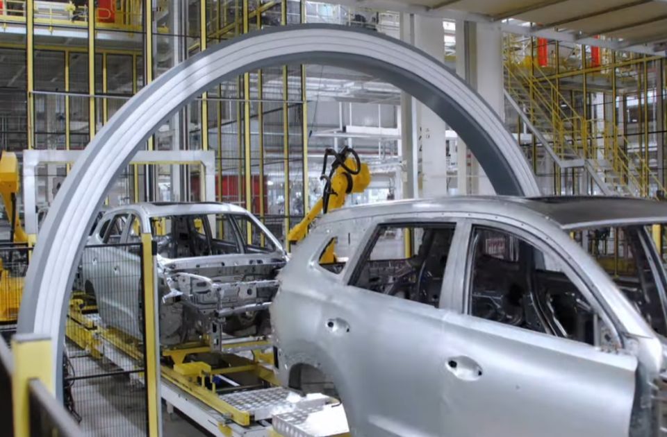 Kineski proizvođač automobila razmatra otvaranje fabrike u Srbiji: Šta bi to donelo našoj zemlji?