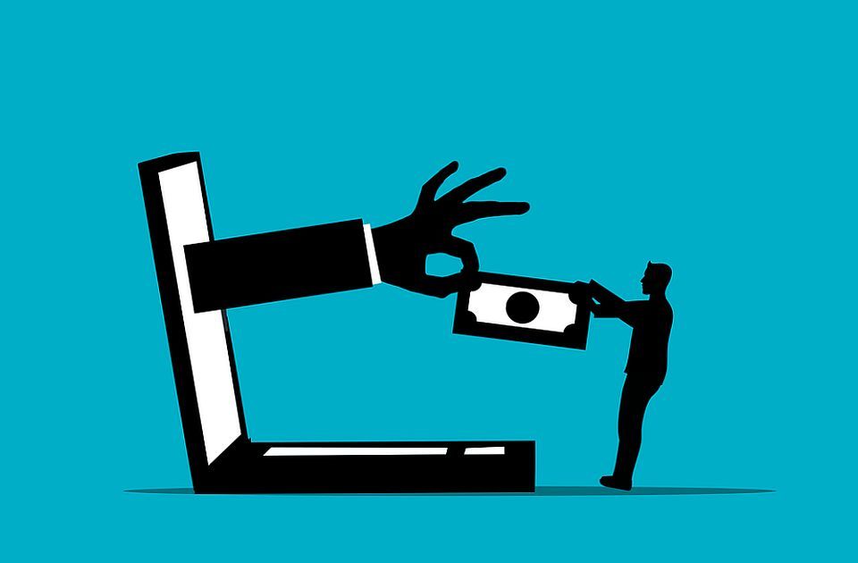 Stručnjaci upozoravaju na učestale prevare tokom onlajn sezonskih rasprodaja