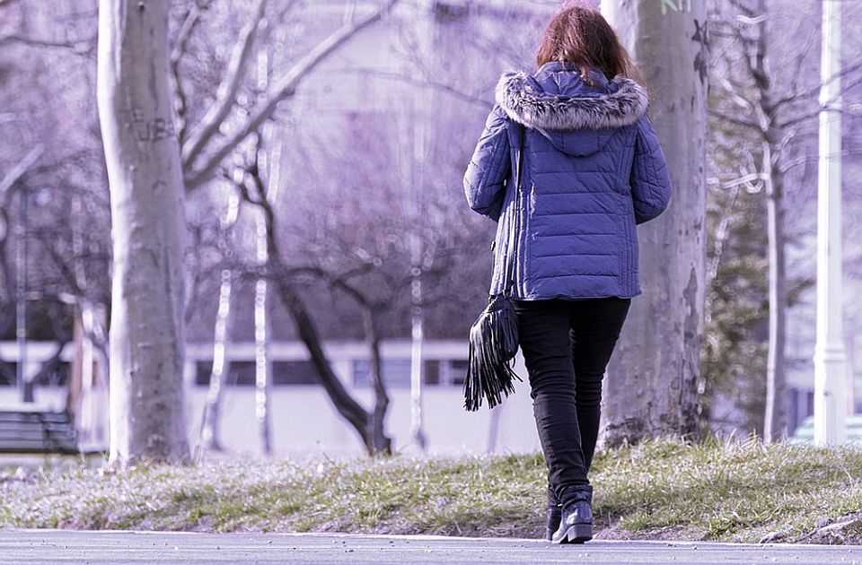 Jedna lepa priča: Đaci u Pančevu pronašli torbicu i vratili je vlasnici