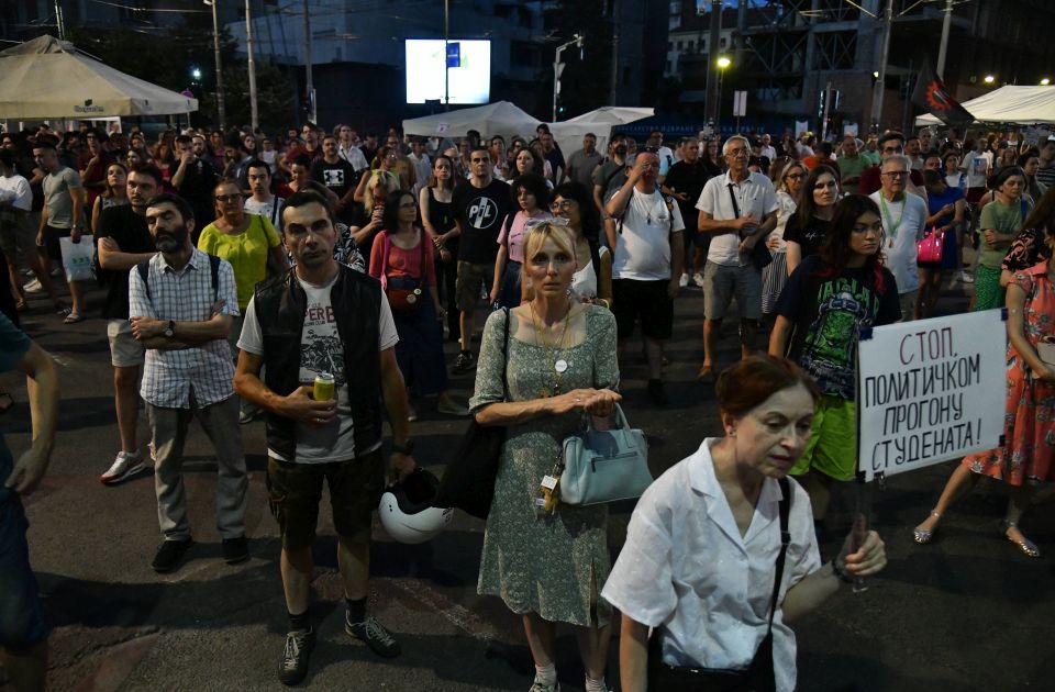 Protest ispred Vlade Srbije zbog privođenja studenta, u četvrtak skup ispred Palate pravde