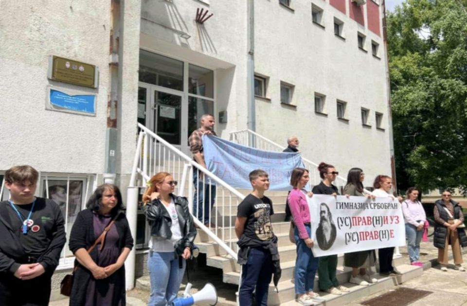 Odbijena žalba na otkaz nastavnicama u Srbobranu: Školski odbor odlučio