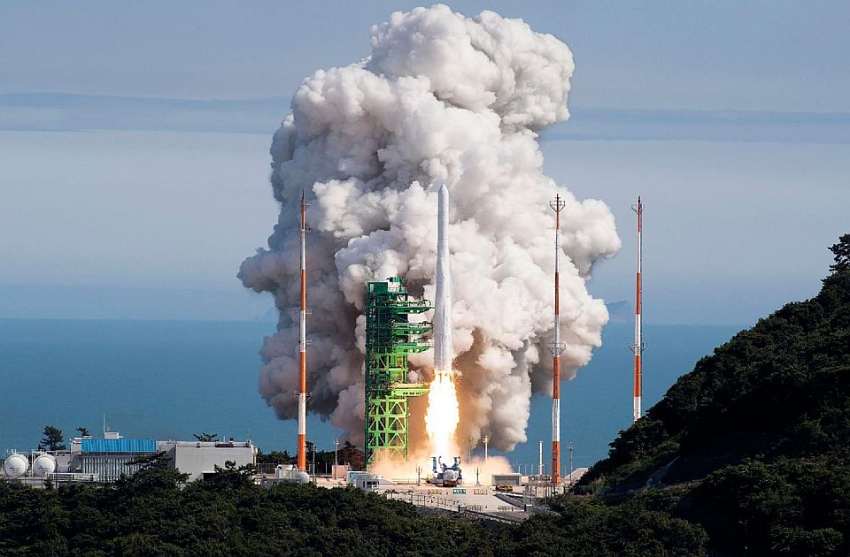 Južna Koreja lansirala prvu svemirsku raketu domaće proizvodnje