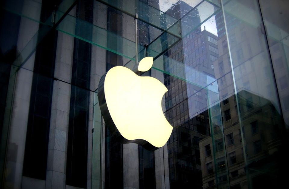 Apple odložio uvođenje spornog sistema za zaštitu dece