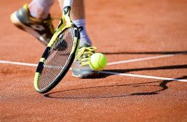 Na današnji dan: Održan prvi teniski turnir u Vimbldonu, preminuo izumitelj žileta