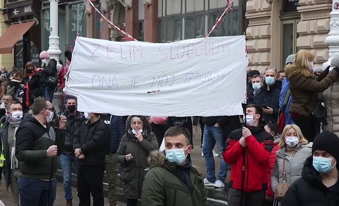 VIDEO: Hiljade hrvatskih ugostitelja protestovalo zbog nejednakih mera države i tri meseca zatvaranja