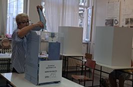 Lokalni izbori u Srbiji: Prve procene - SNS u Beogradu osvojila 53 odsto glasova 