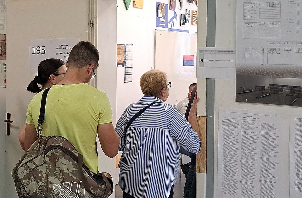 Lokalni izbori u Srbiji: Zatvorena birališta u Beogradu i drugim gradovima