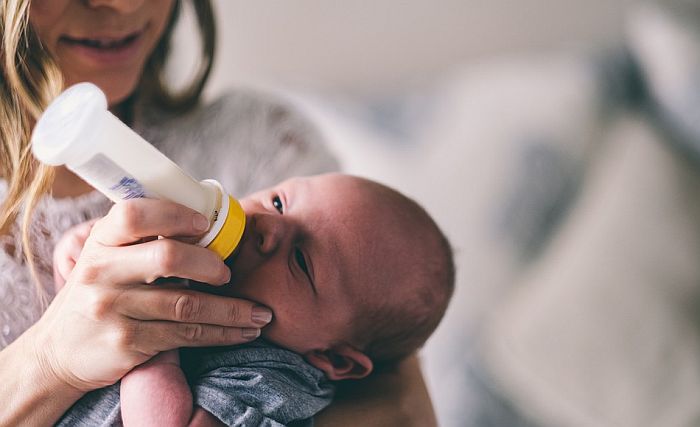 Masovno povlačenje zaražene hrane za bebe u Francuskoj