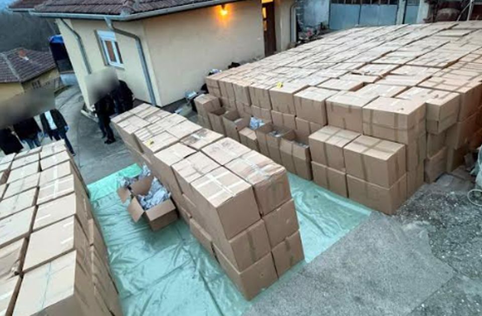 Slučaj "pet tona marihuane": Pritvor za tri osobe, predloženo raspisivanje poternice za organizatorom 