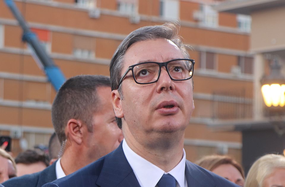 Vučić: Do kraja septembra će biti završena pruga Novi Sad - Subotica