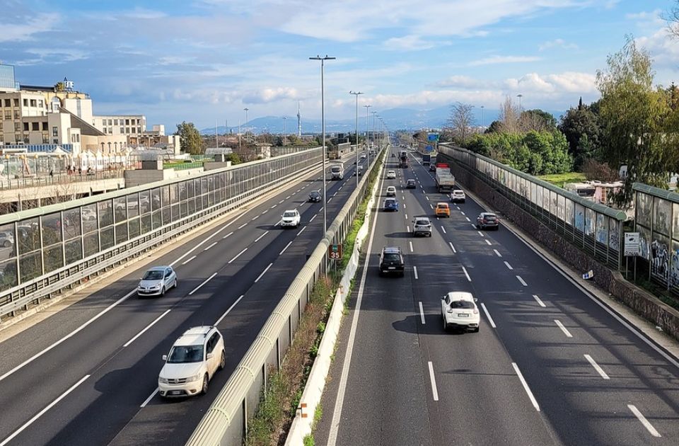 Italija dozvolila smanjenje ograničenja brzine na auto-putevima kada je vazduh vrlo zagađen