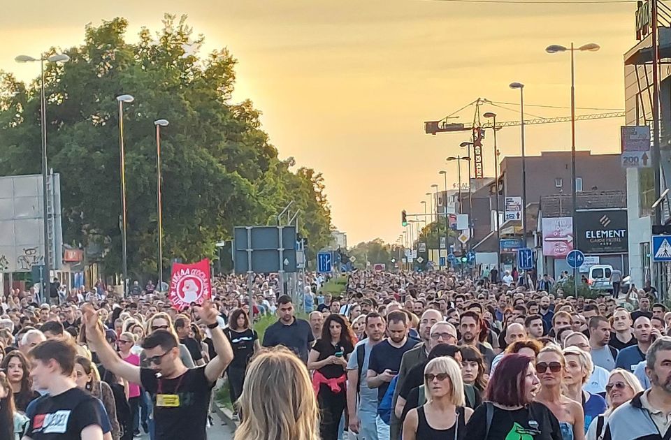 VIDEO: Završen protest u Novom Sadu, bila blokirana raskrsnica Temerinske i Partizanske