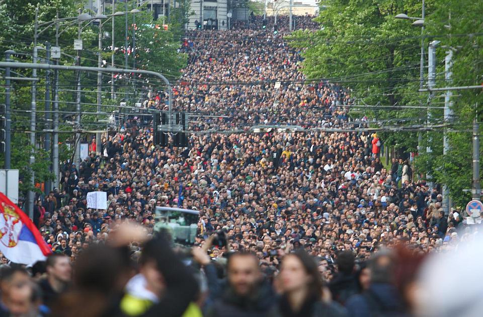 FOTO, VIDEO: Održan protest "Srbija protiv nasilja", sledeće okupljanje narednog petka
