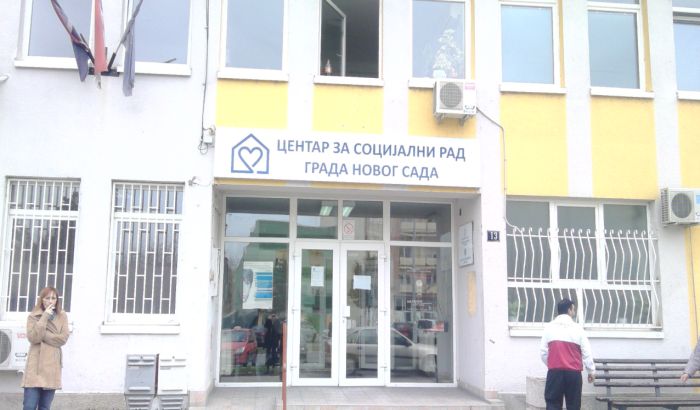 U novosadskom Centru za socijalni rad policijske patrole zbog tragičnih događaja