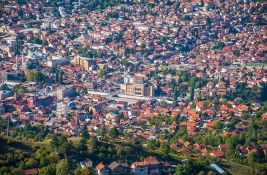 Lokalizovan požar na sarajevskoj pijaci, nema povređenih, materijalna šteta velika