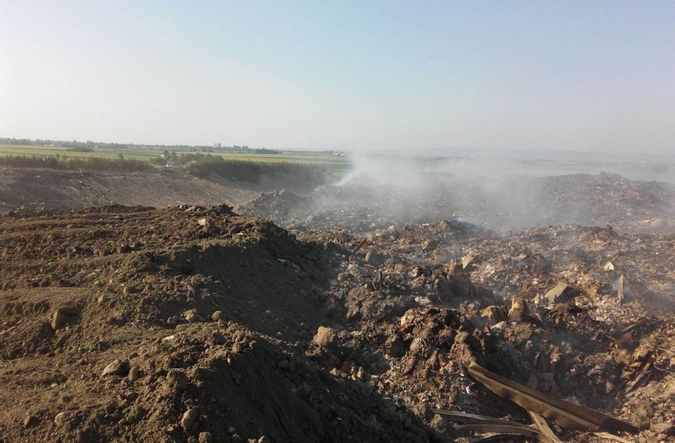 Temerinska deponija ostaje zatvorena narednih nekoliko dana: Vatra još nije ugašena