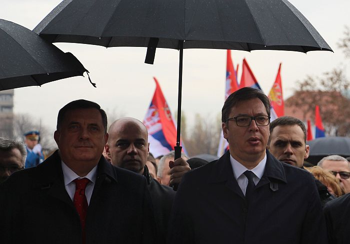 Vučić danas Dodiku predaje respiratore