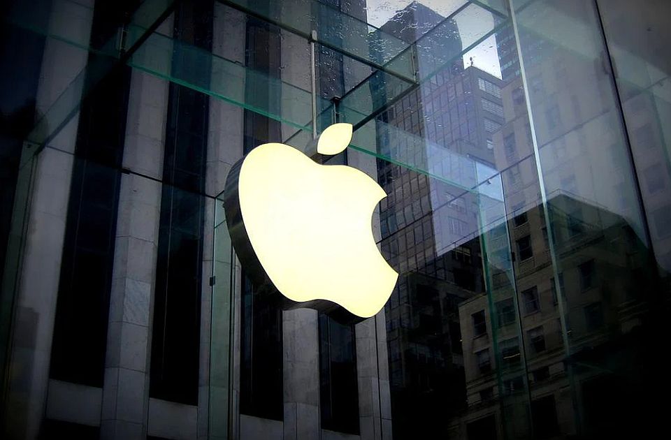 Radnici Apple dobijaju 30 miliona dolara odštete jer ih je kompanija predugo pretresala