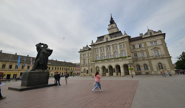 Ulična akcija Fondacije Tijana Jurić u podne na Trgu slobode