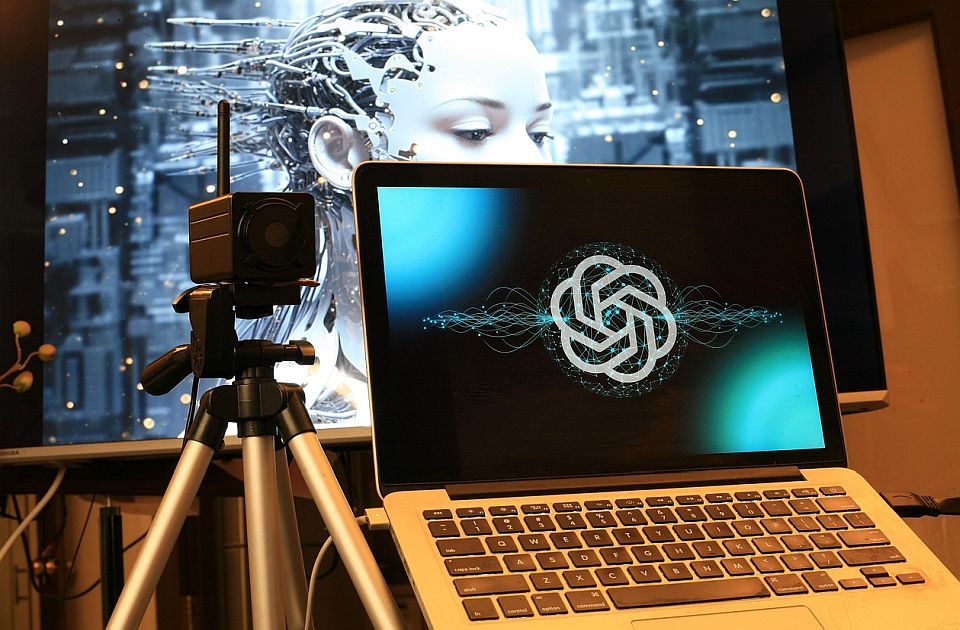 Korisnici će uskoro moći da vode erotske razgovore sa ChatGPT-jem Korisnici će uskoro moći da vode erotske razgovore sa ChatGPT-jem