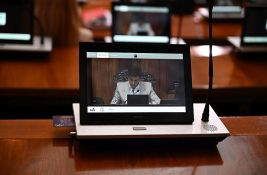Polemika u Skupštini Srbije: Kada se bolje živelo - u vreme bivše ili sadašnje vlasti?