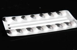 Carina zaplenila skoro 500.000 tableta 