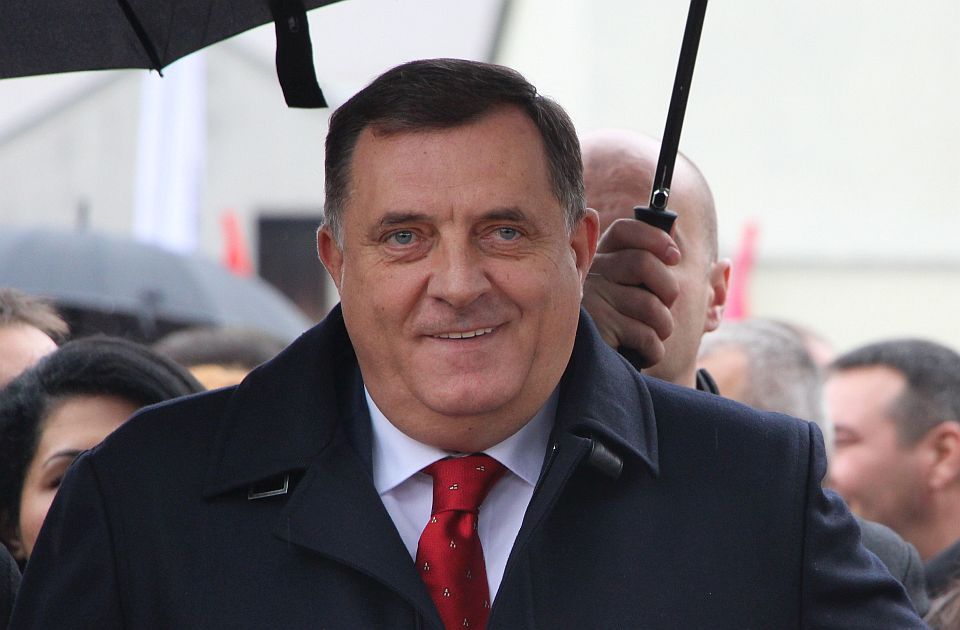 Dodik o Šmitu: "Čovek laže, da ne kažem da se*e"