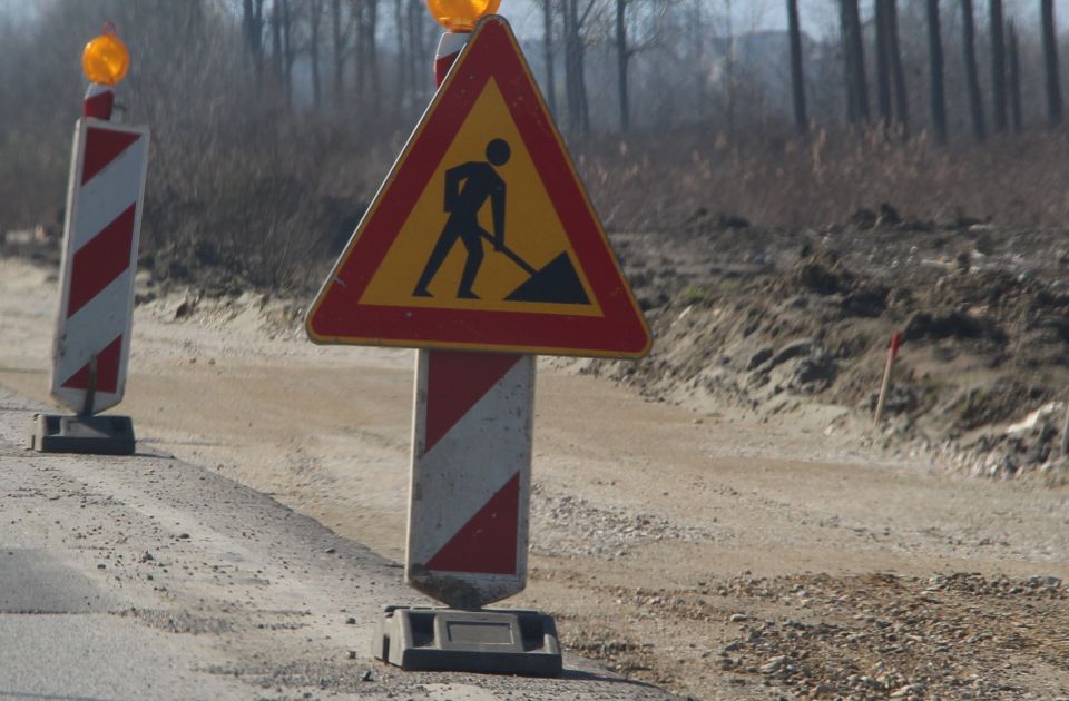 Novosađanin iz Malog Beograda traži uličnu rasvetu, nadležni kažu da će sve biti sređeno