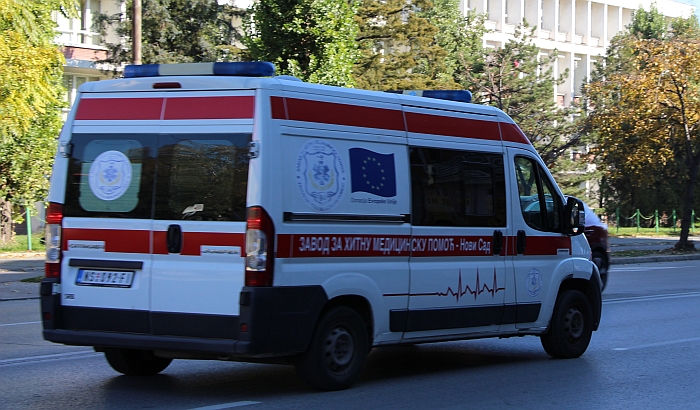 Dvoje dece među povređenima u udesima na Telepu, Detelinari i Petrovaradinu