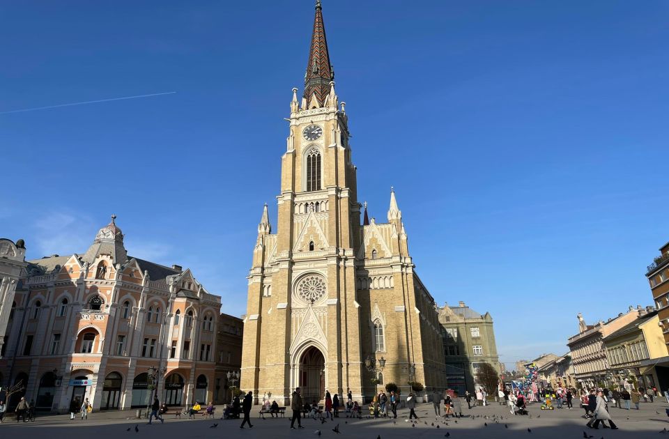 Poslednji martovski petak u Novom Sadu: Red predstava, red koncerata