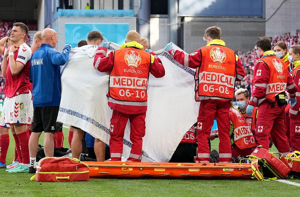 Lekar danskog tima: Eriksenu na terenu stalo srce, još se ne zna zašto