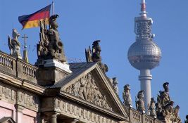 Bundestag angažuje instruktore joge i pilatesa za borbu protiv stresa 
