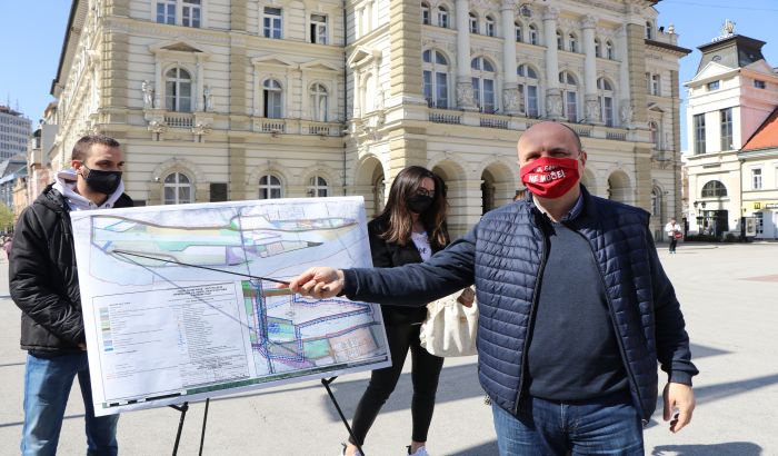 FOTO, VIDEO Novaković: Grad ne usvaja GUP zbog gradnje "Novog Sada na vodi" 