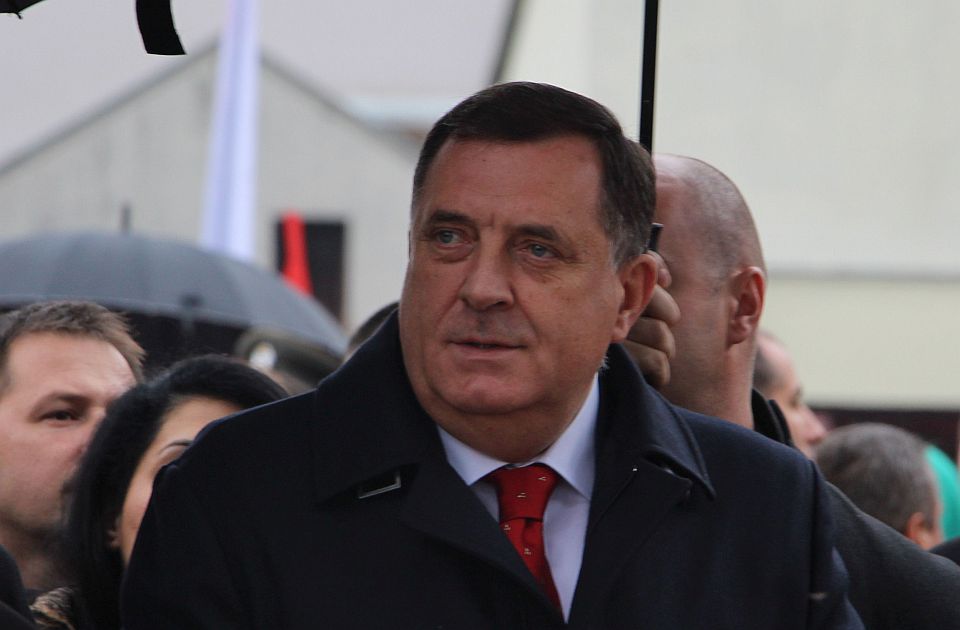 Dodik odlikovao Putina Ordenom RS na ogrlici, "za patriotsku brigu i ljubav prema RS"