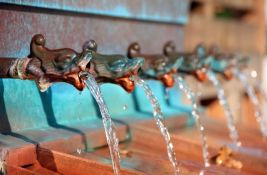 Anketa Kreni-Promeni o pijaćoj vodi u Zrenjaninu: Čak 77 odsto građana ne veruje da će je imati