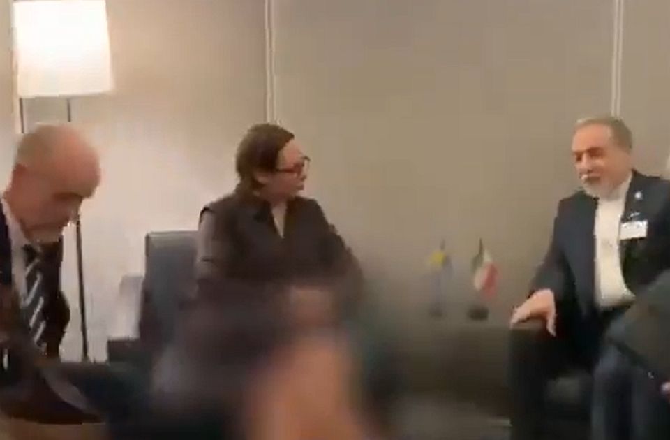 VIDEO: Iranska državna televizija cenzurisala gola kolena finske i švedske ministarke