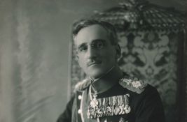 Na današnji dan: Aleksandar Karađorđević postao knez, Izrael i PLO potpisali mirovni sporazum