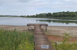 Ribočuvari spremni da upumpaju kiseonik u jezero u Bačkoj Topoli 