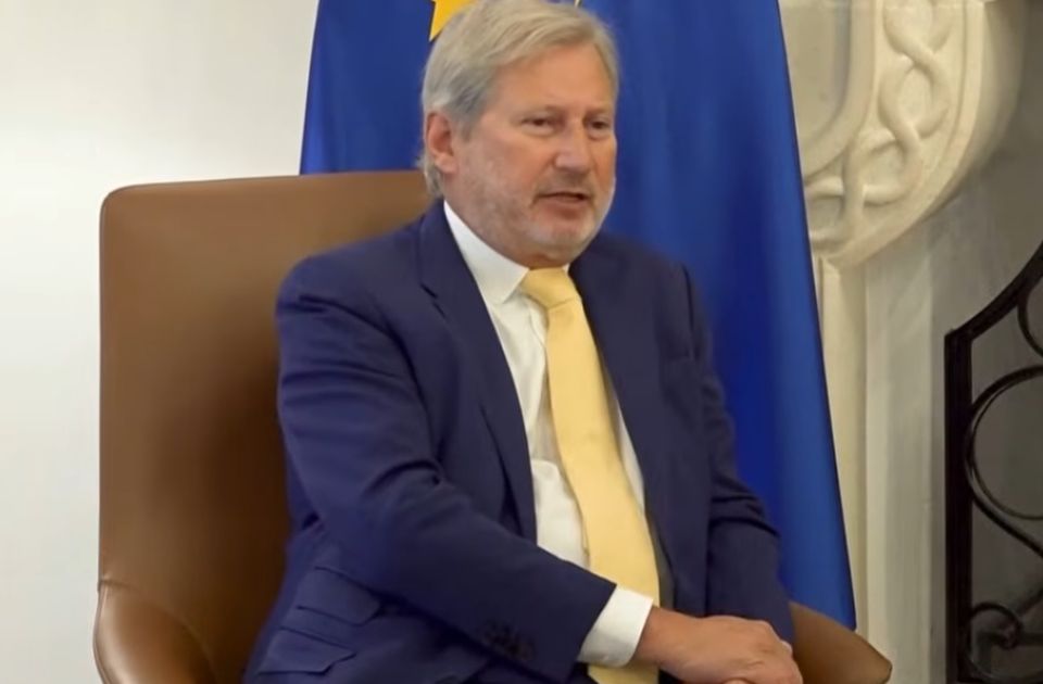 Profil: Da li bivši komesar EU Johanes Han ponovo trči u pomoć Vučiću?