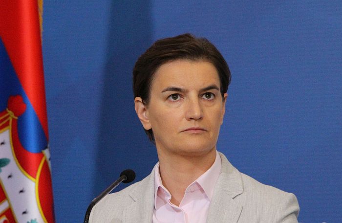 Brnabić: Prestaje javni prevoz u Srbiji, obustavlja se rad kafića, restorana, tržnih centara