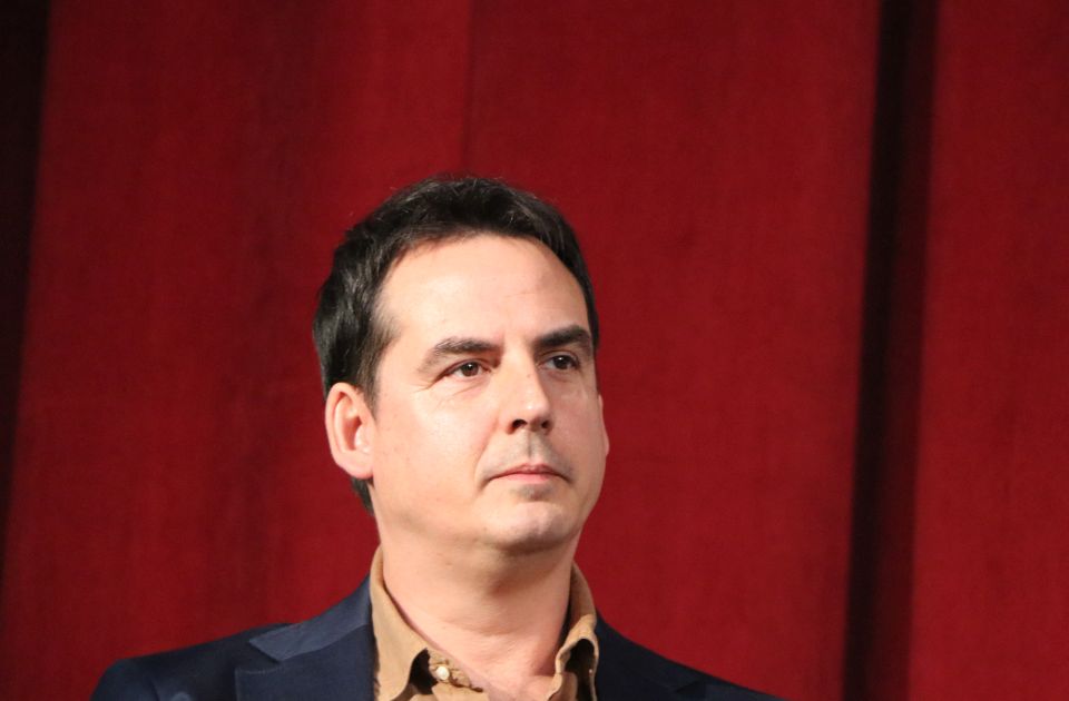 Kesić: Sistem u Srbiji zasnovan na lažima - lažni predsednik sa lažnom podrškom i lažnim studentima