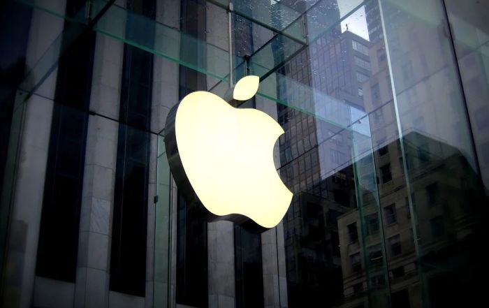Apple priznao da skenira fotografije korisnika, tvrdi da prati zlostavljanja dece