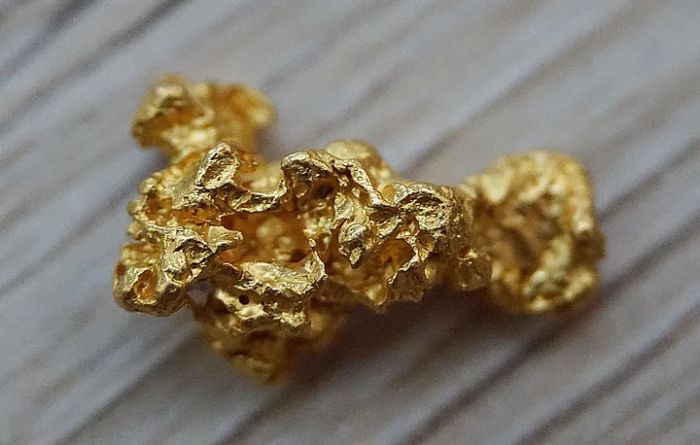 VIDEO: Naučnici napravili zlato od plastike